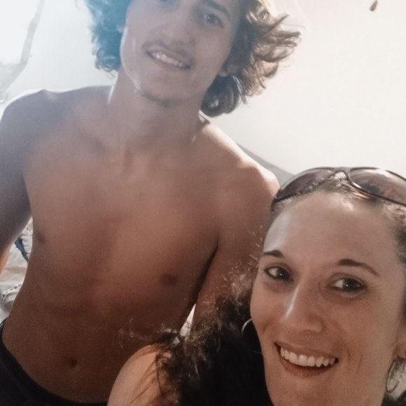 Meet your Posher, Bideo - Picture 6 of 14